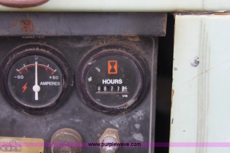 image for item 3267 1995 Sullair 175 portable air compressor