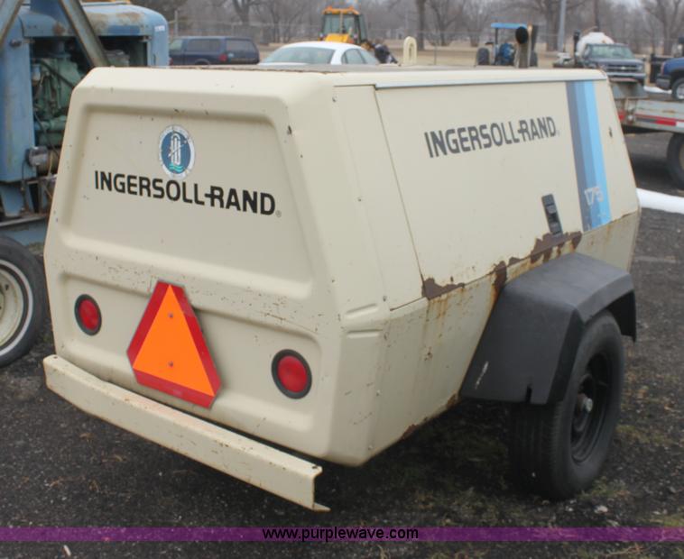 image for item 3268 1995 Ingersoll P-175 portable air compressor