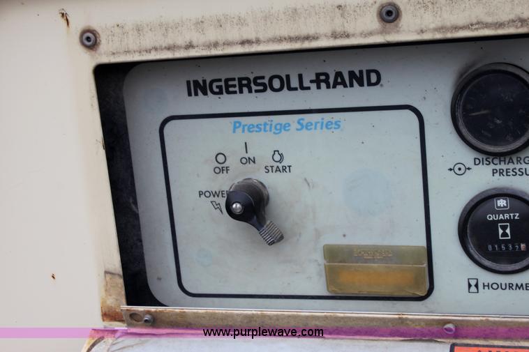 image for item 3268 1995 Ingersoll P-175 portable air compressor