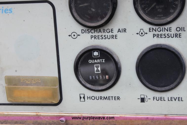 image for item 3268 1995 Ingersoll P-175 portable air compressor
