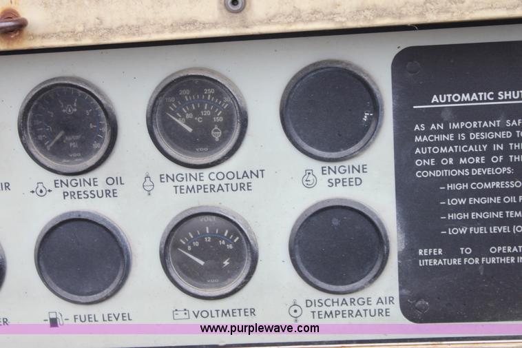 image for item 3268 1995 Ingersoll P-175 portable air compressor