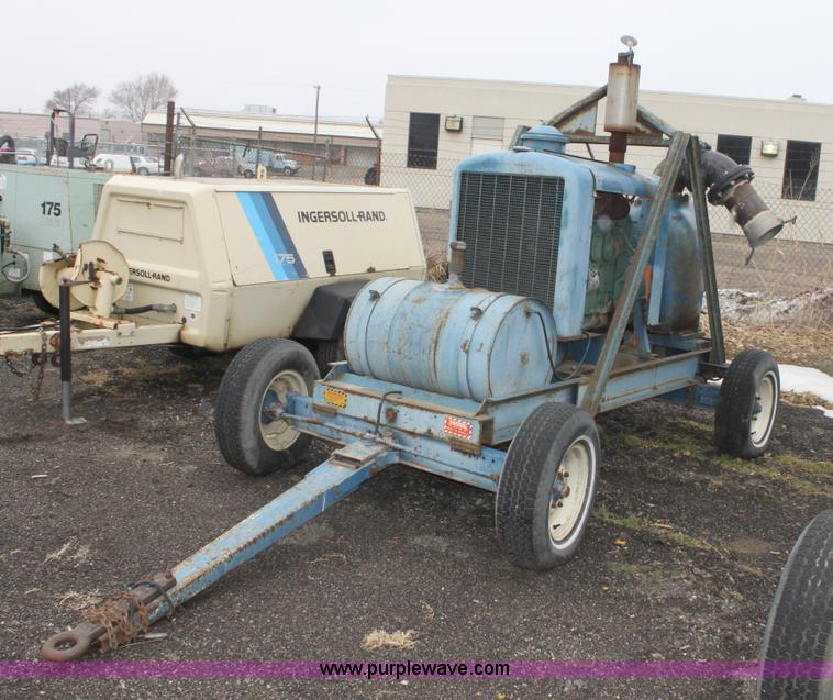 image for item 3269 1979 Gorman 10" pump