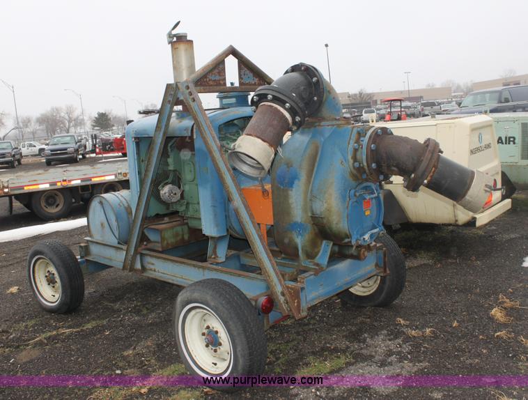 image for item 3269 1979 Gorman 10" pump