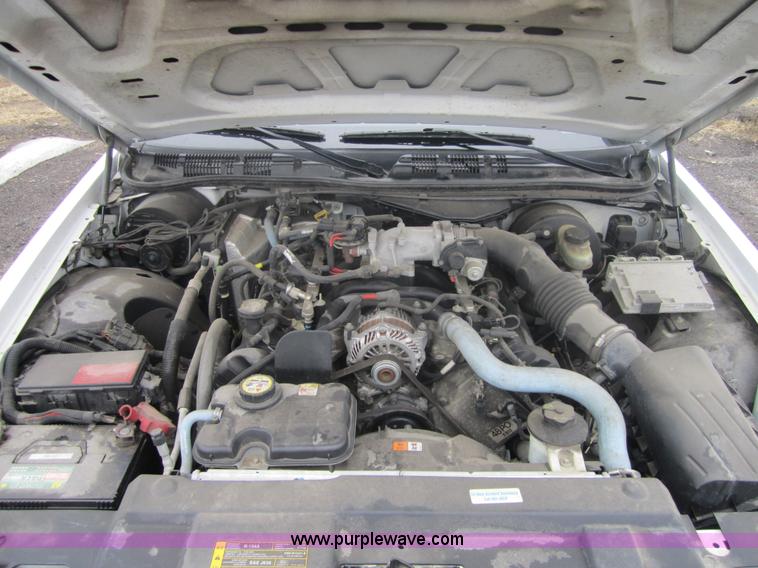 image for item 4050 2006 Ford Crown Victoria Police Interceptor