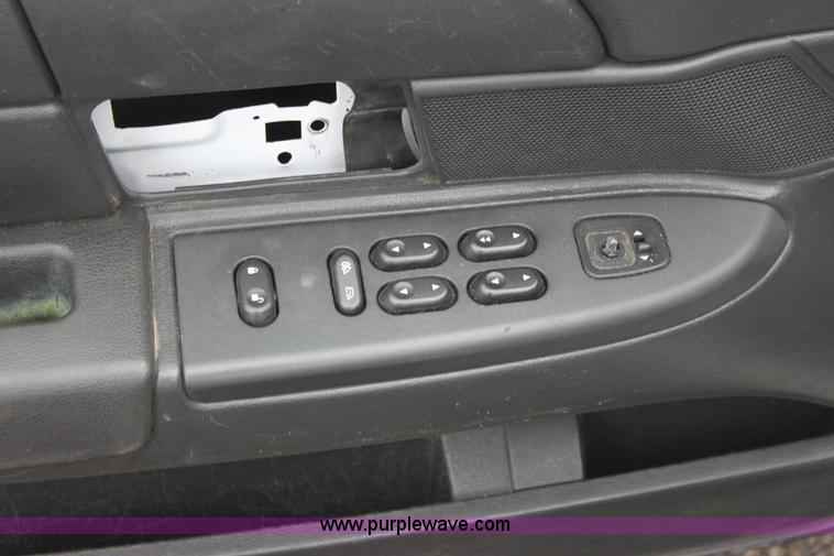 image for item 4060 2006 Ford Crown Victoria Police Interceptor