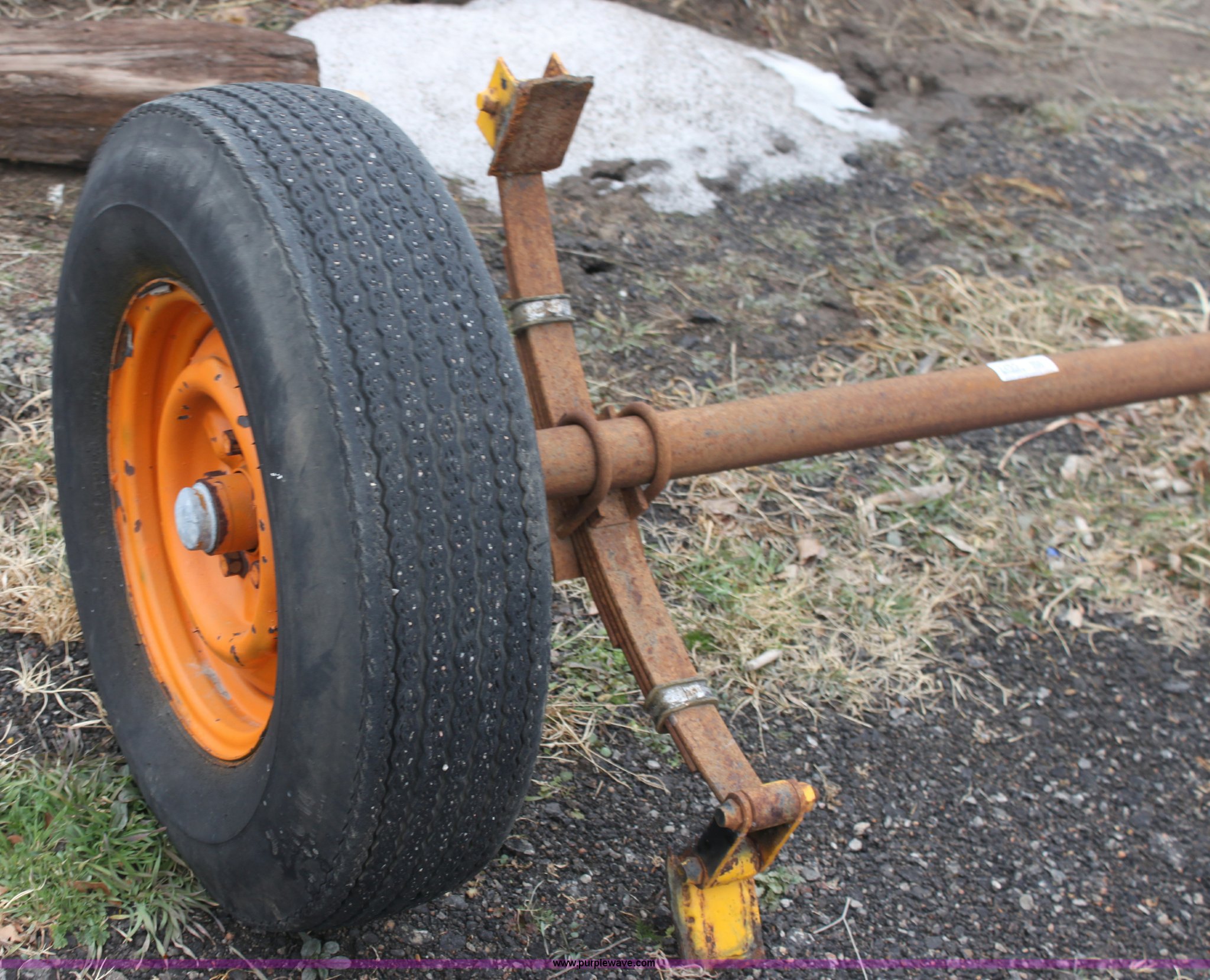 Trailer axle in Wichita, KS Item 3265 sold Purple Wave