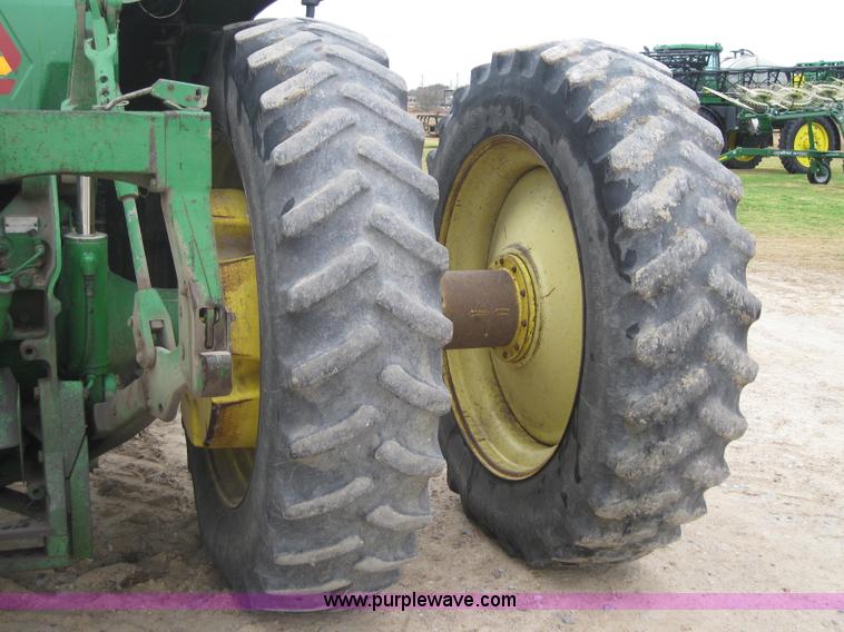 image for item 1601 2001 John Deere 8410 MFWD tractor