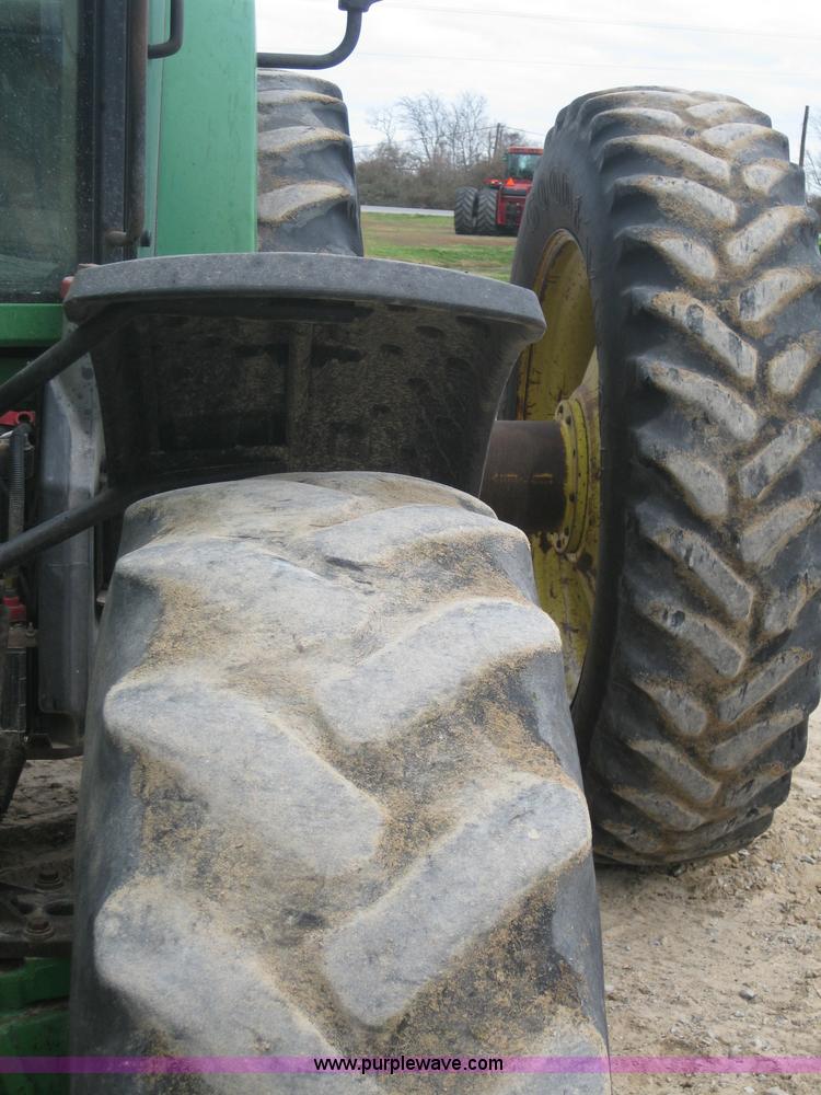 image for item 1601 2001 John Deere 8410 MFWD tractor