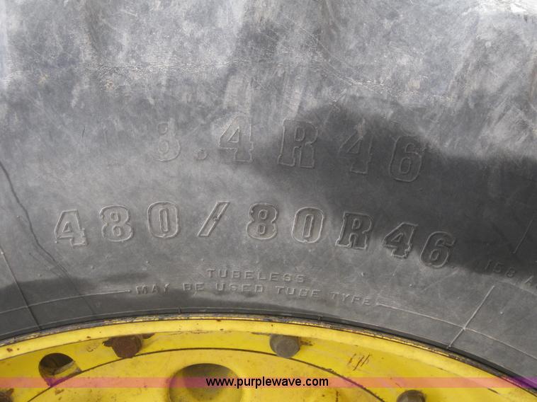 image for item 1601 2001 John Deere 8410 MFWD tractor