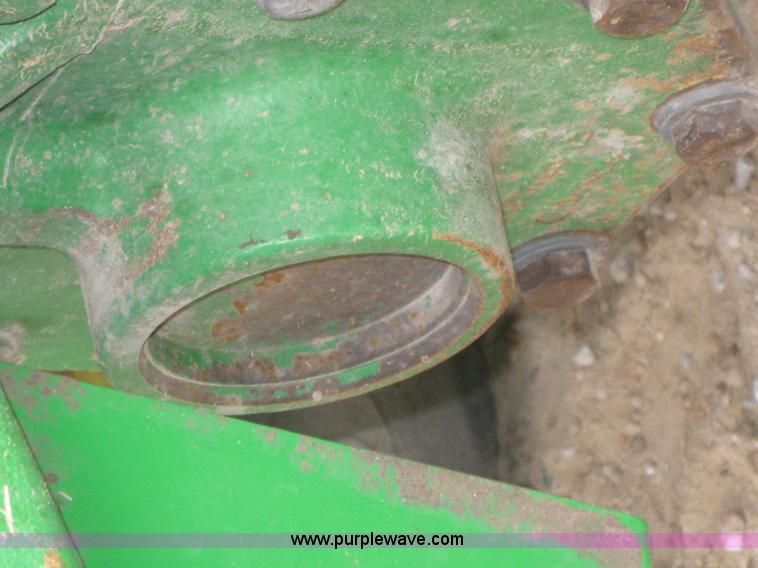 image for item 1601 2001 John Deere 8410 MFWD tractor