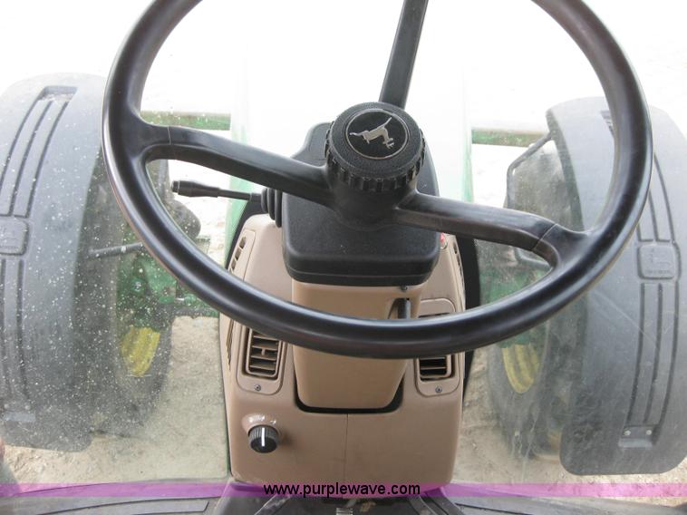 image for item 1601 2001 John Deere 8410 MFWD tractor