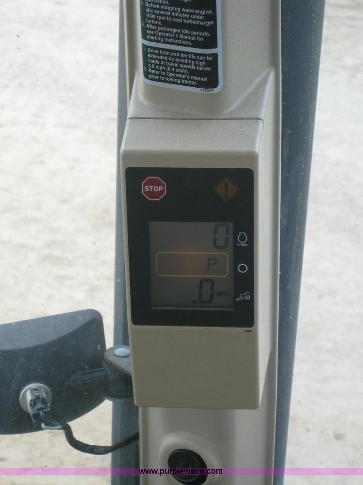 image for item 1601 2001 John Deere 8410 MFWD tractor