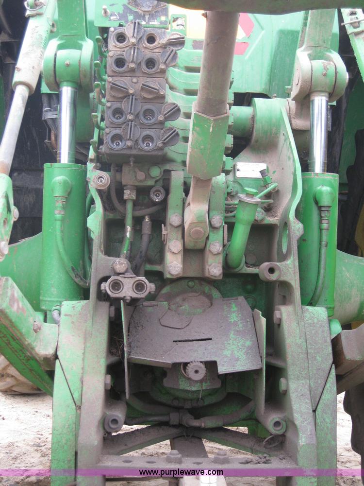 image for item 1601 2001 John Deere 8410 MFWD tractor