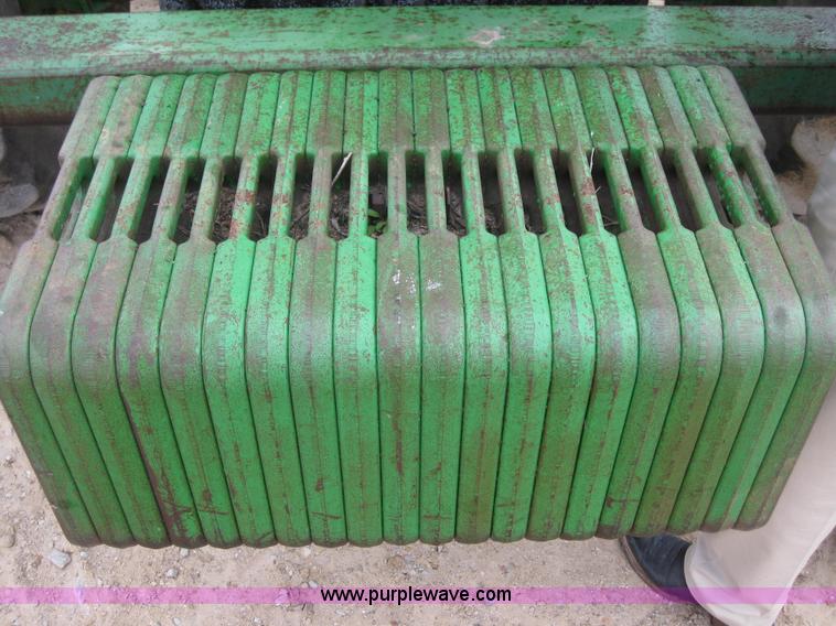 image for item 1601 2001 John Deere 8410 MFWD tractor