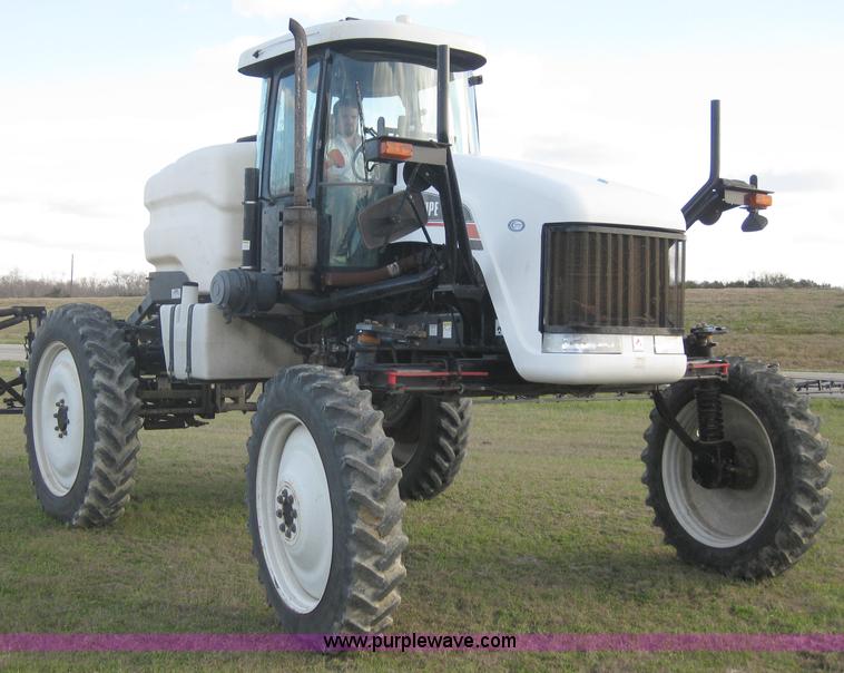 image for item 1605 2004 Agco Spra-Coupe 7650 self-propelled sprayer