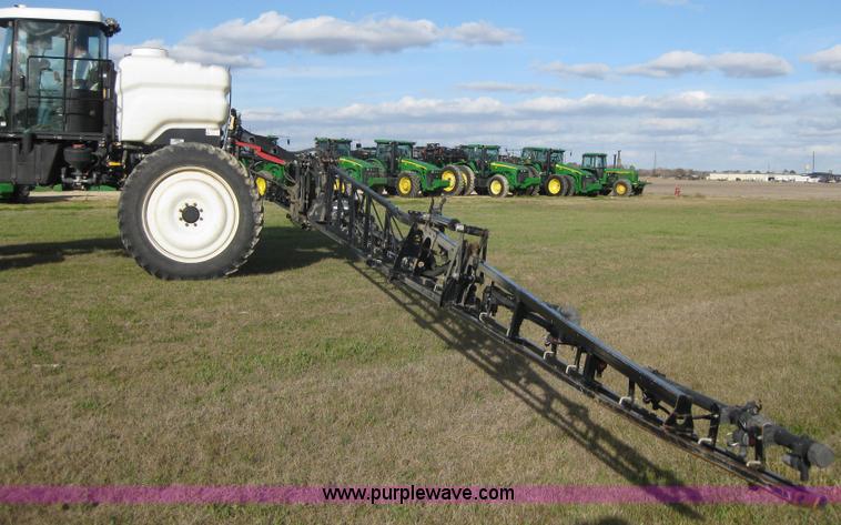 image for item 1605 2004 Agco Spra-Coupe 7650 self-propelled sprayer
