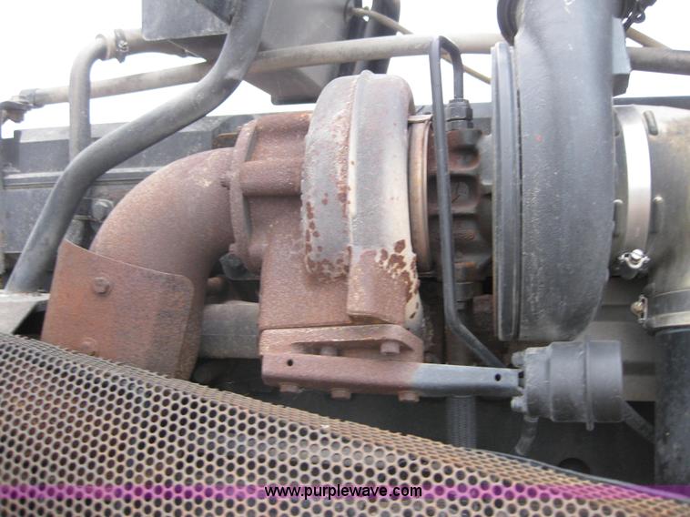 image for item 1606 2005 Case IH STX425 4WD tractor