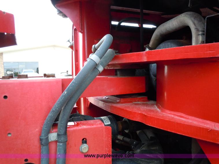 image for item 1606 2005 Case IH STX425 4WD tractor