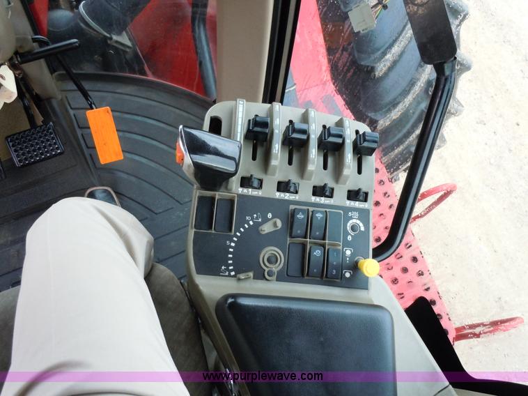 image for item 1606 2005 Case IH STX425 4WD tractor