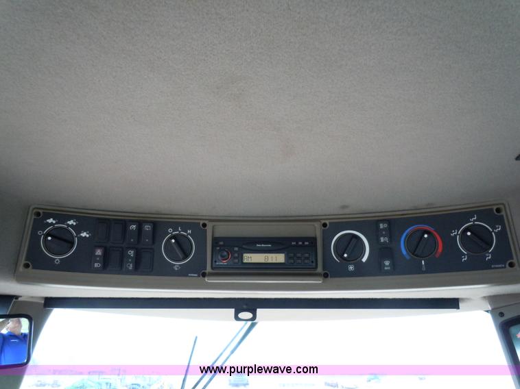 image for item 1606 2005 Case IH STX425 4WD tractor