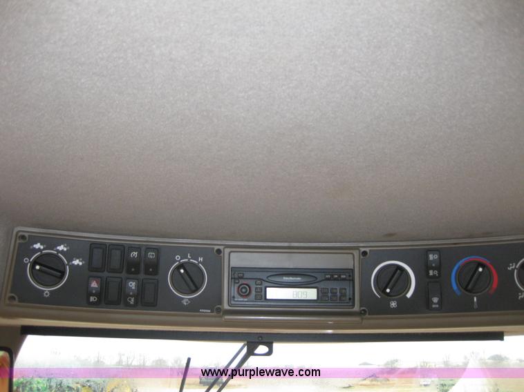 image for item 1606 2005 Case IH STX425 4WD tractor