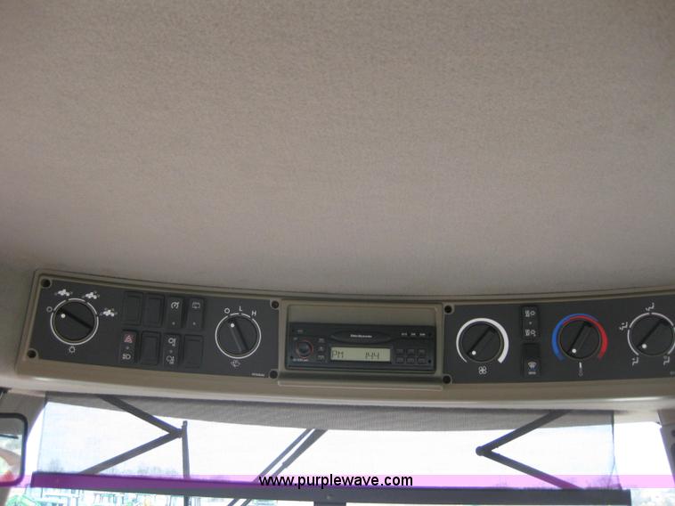 image for item 1607 2005 Case IH STX425 4WD tractor