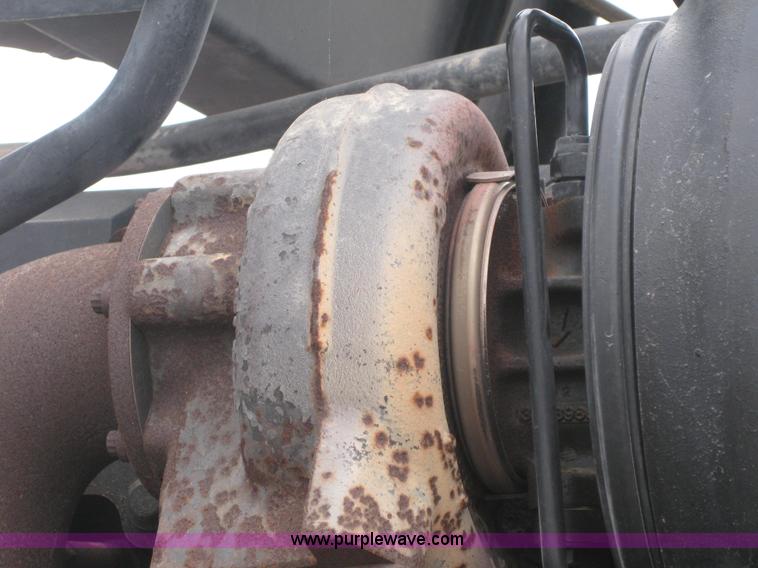 image for item 1607 2005 Case IH STX425 4WD tractor