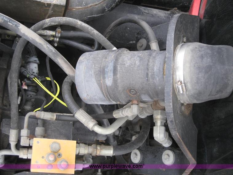 image for item 1607 2005 Case IH STX425 4WD tractor