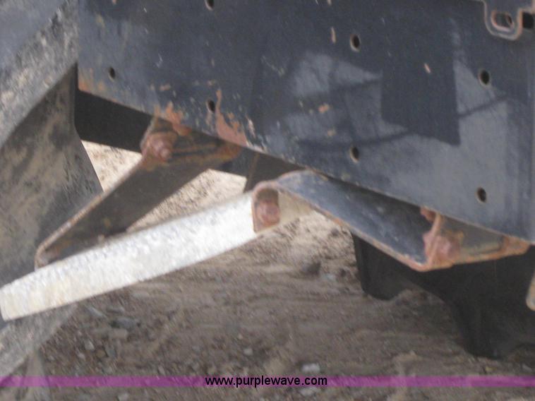 image for item 1607 2005 Case IH STX425 4WD tractor