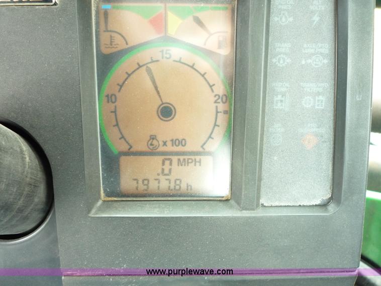 image for item 2751 1991 John Deere 8760 4WD tractor