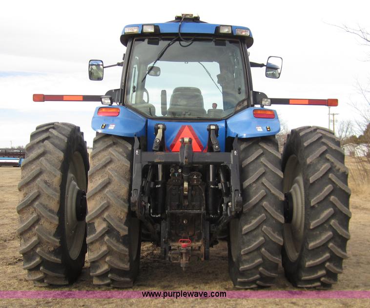 image for item 3421 2005 New Holland TG285 MFWD tractor