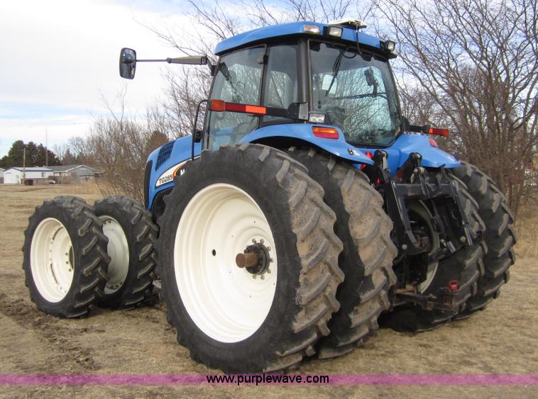 image for item 3421 2005 New Holland TG285 MFWD tractor