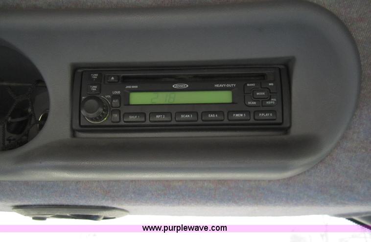 image for item 3421 2005 New Holland TG285 MFWD tractor