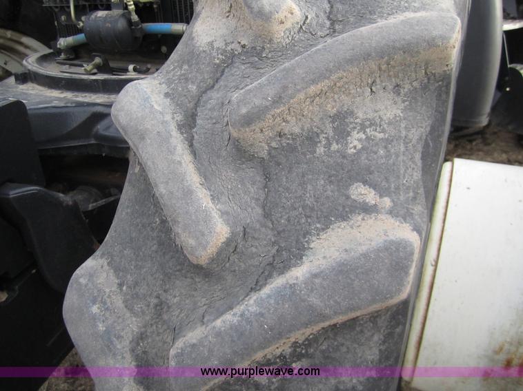 image for item 3421 2005 New Holland TG285 MFWD tractor