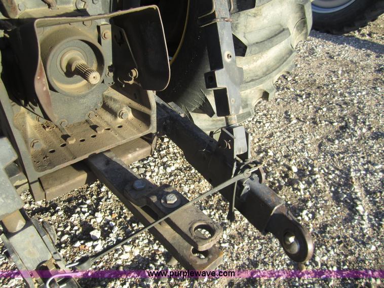 image for item 3430 1981 International 5288 tractor