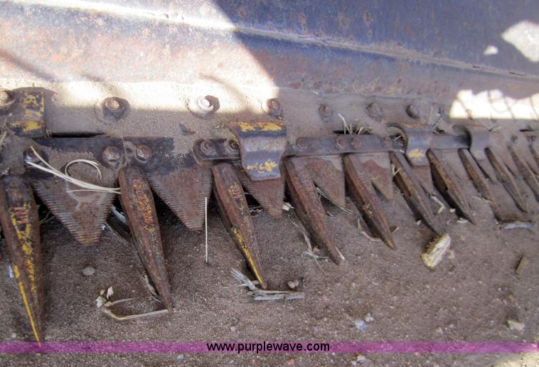 image for item 3432 New Holland 1112 swather