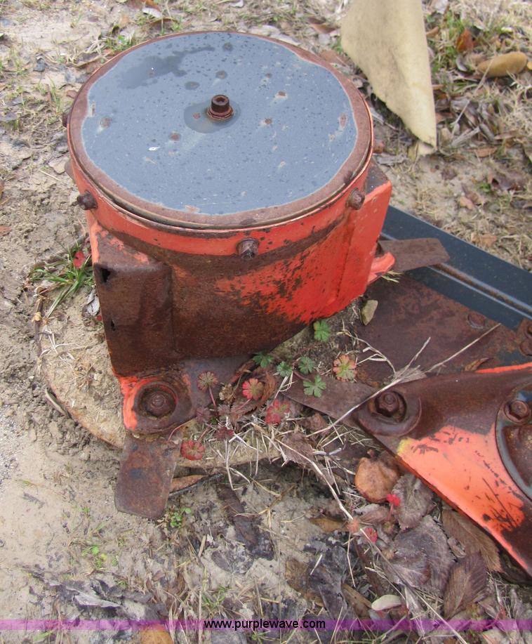 image for item 3441 2004 Vicon DMP 2800 9' disk mower