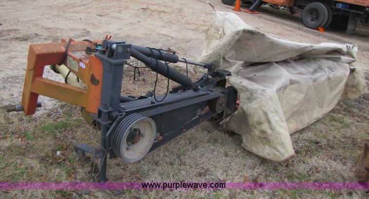 image for item 3441 2004 Vicon DMP 2800 9' disk mower