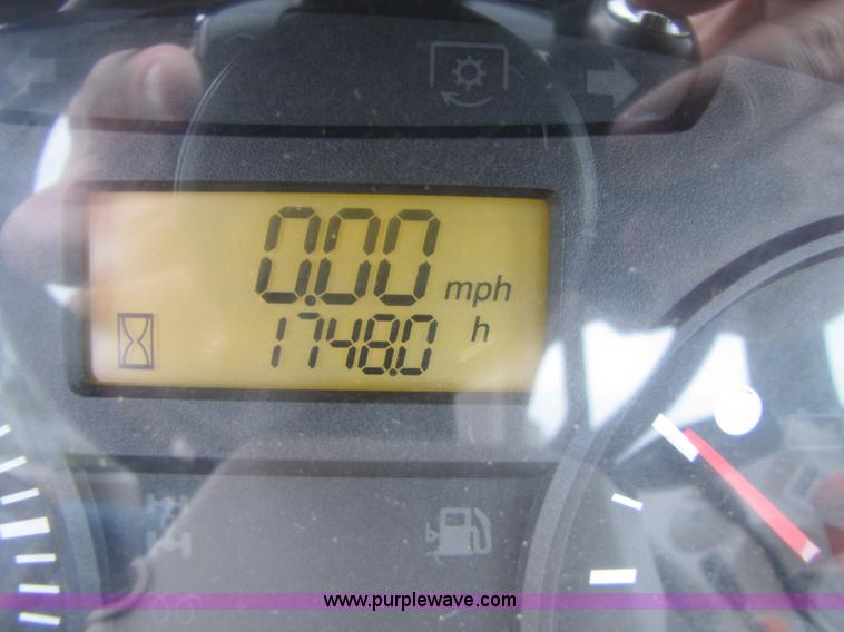 image for item 3443 2007 Kubota M9540 tractor