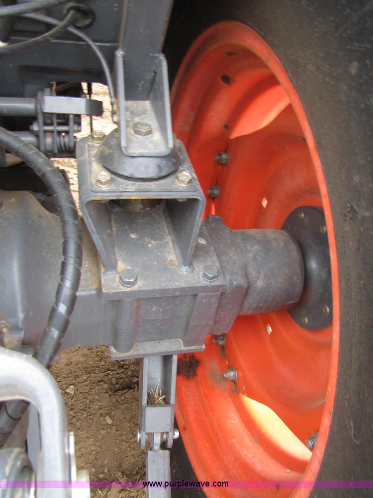 image for item 3443 2007 Kubota M9540 tractor