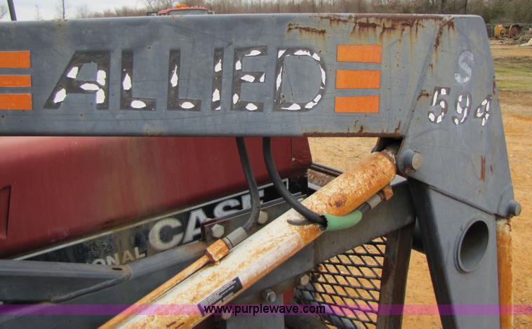 image for item 3448 1987 Case IH 885XL tractor with loader