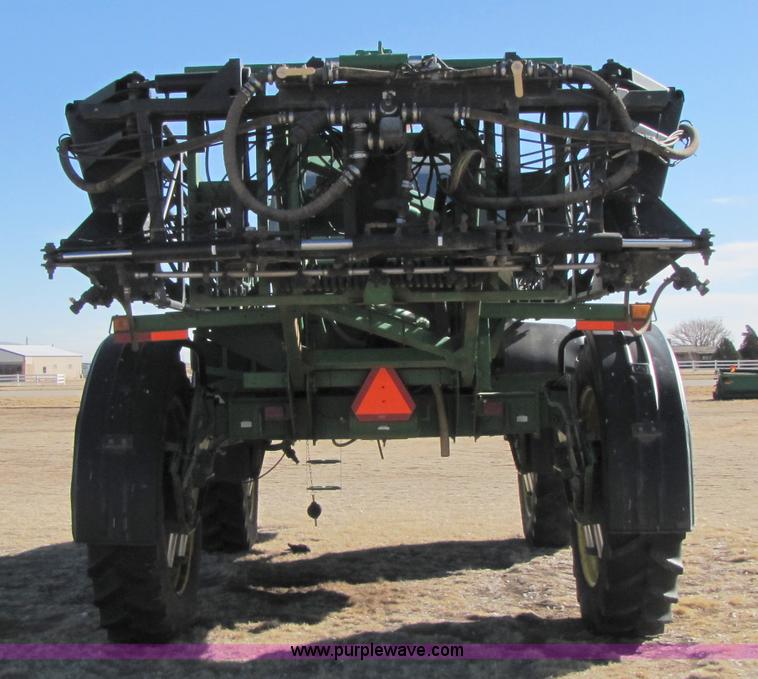image for item 3451 2005 John Deere 4920 self propelled 120' sprayer