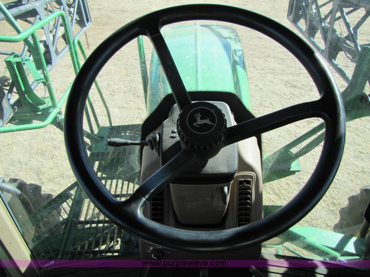 image for item 3451 2005 John Deere 4920 self propelled 120' sprayer