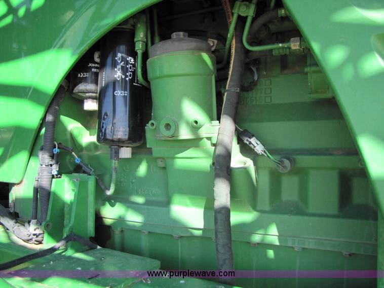 image for item 3451 2005 John Deere 4920 self propelled 120' sprayer