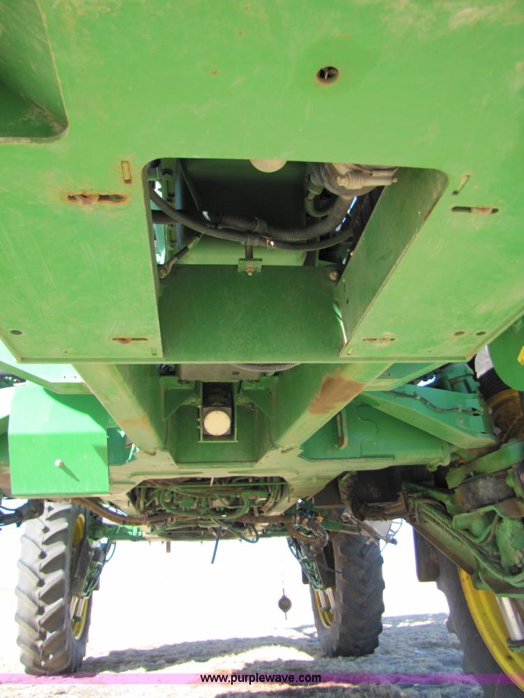 image for item 3451 2005 John Deere 4920 self propelled 120' sprayer