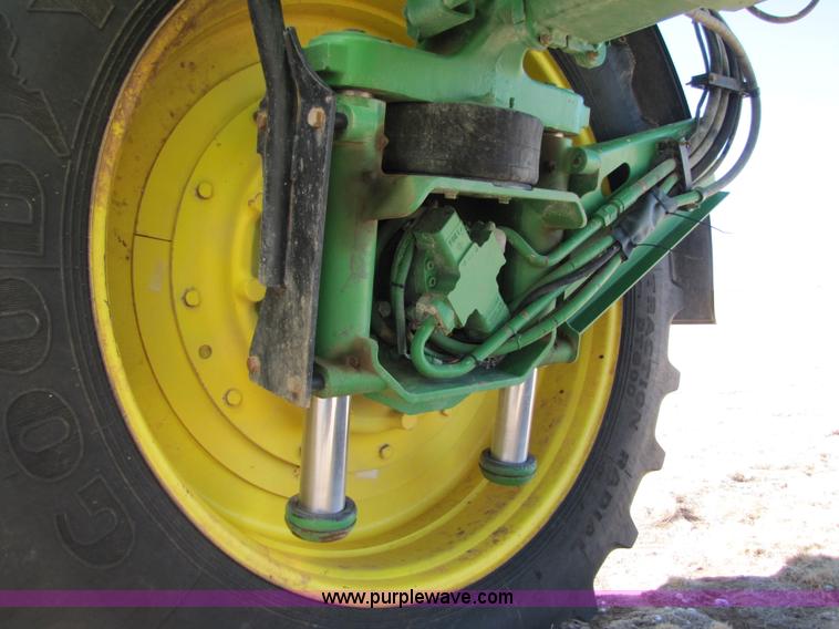 image for item 3451 2005 John Deere 4920 self propelled 120' sprayer