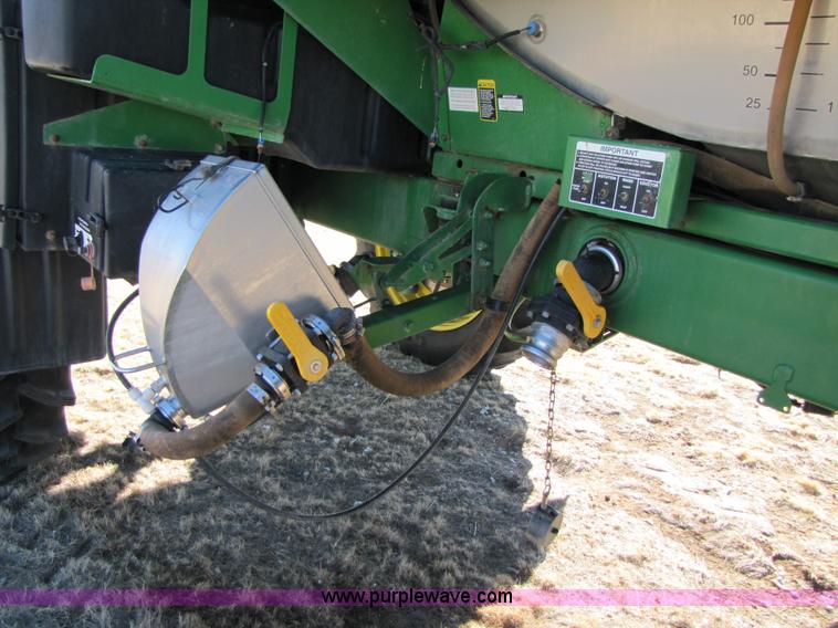 image for item 3451 2005 John Deere 4920 self propelled 120' sprayer