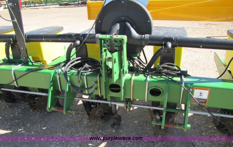 image for item 3453 2008 John Deere 1710 MaxEmerge XP vertical fold no-till planter