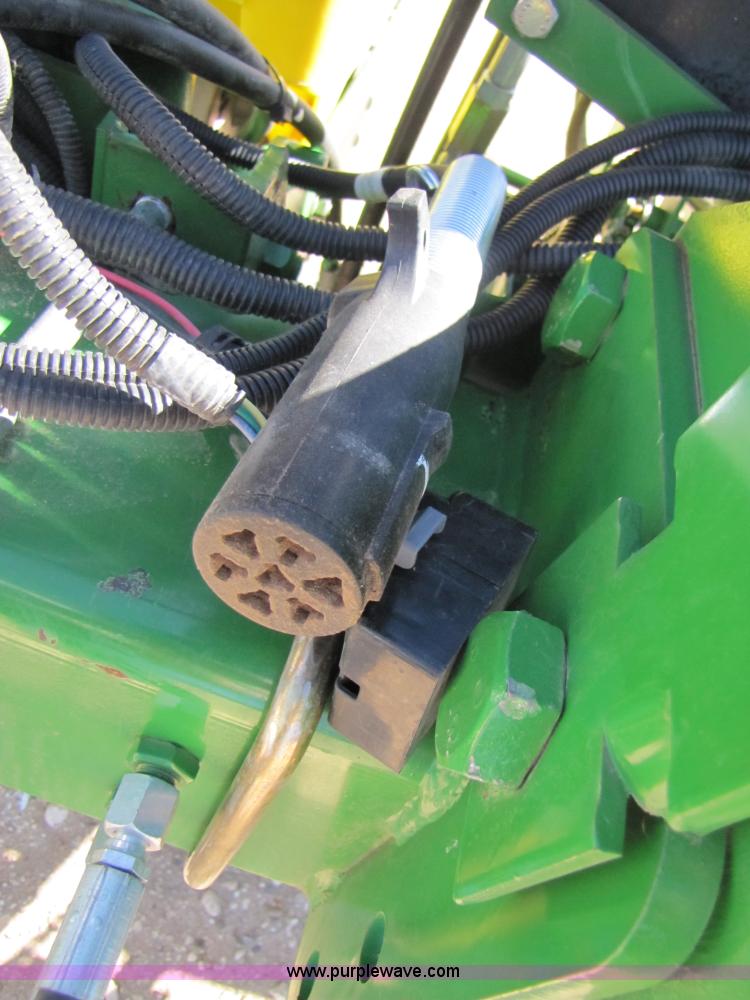 image for item 3453 2008 John Deere 1710 MaxEmerge XP vertical fold no-till planter