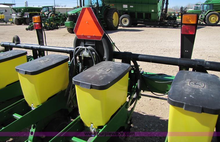 image for item 3453 2008 John Deere 1710 MaxEmerge XP vertical fold no-till planter